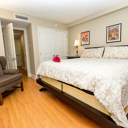 The Apple Theory Downtown Hotel